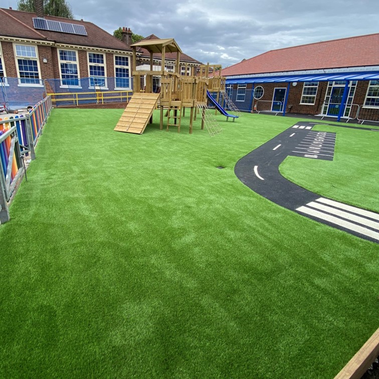 artificial-grass-for-school-playgrounds
